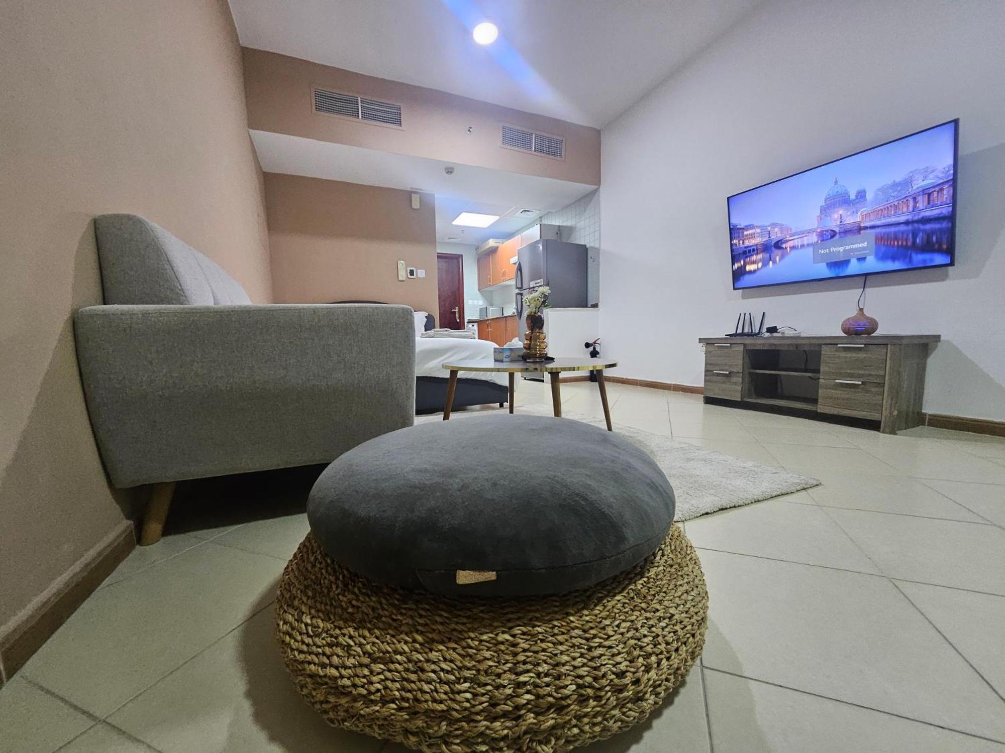 Stunning Apartment, Partial Sea View, Canal Marina View, 5 Min Walk To Jbr And Metro Apartamento Dubai